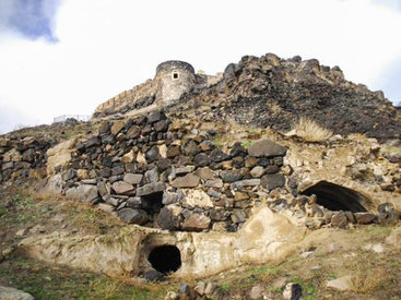 Türkiyədə tapıntı: 100 metr dərinlikdə qədim məskən - FOTO