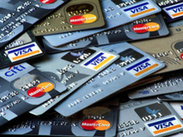 Кредитными картами стали пользоваться значительно больше