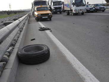 В Баку столкнулись два пассажирских автобуса, 10 раненых