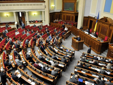 Блок Порошенко лидирует на выборах в парламент Украины
