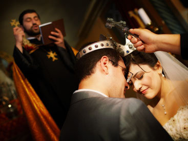 После свадьбы на армянских женщин возлагается ряд обязательств