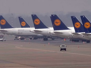 Одна из крупнейших авиакомпаний мира отменила все рейсы на 22 апреля