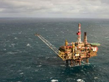 BP возобновила добычу на платформе "Западный Азери"
