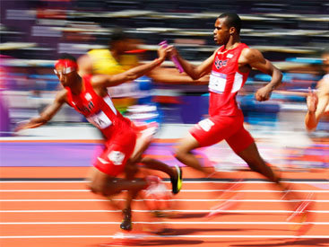 Американец пробежал эстафету на Олимпиаде 2012 с переломом ноги - ОБНОВЛЕНО - ФОТО