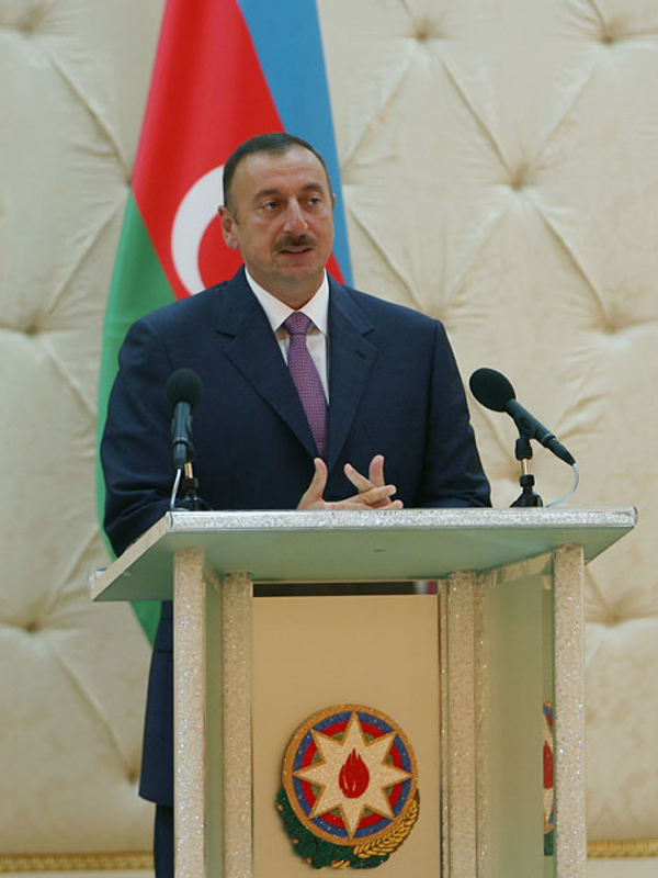 Президент Ильхам Алиев: "Возможности влияния Турции и Азербайджана расширяются" - ОБНОВЛЕНО - ФОТО