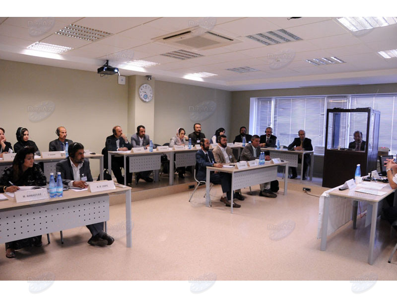 Азербайджанская Дипломатическая Академия и Женевский центр политики безопасности начали совместные курсы - ФОТО