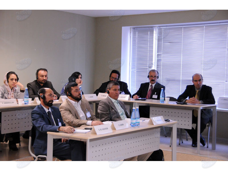 Азербайджанская Дипломатическая Академия и Женевский центр политики безопасности начали совместные курсы - ФОТО