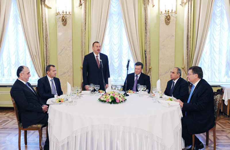 Президент Ильхам Алиев: "Между Азербайджаном и Украиной с момента обретения независимости всегда существовали особые дружественные отношения" – ОБНОВЛЕНО - ФОТО