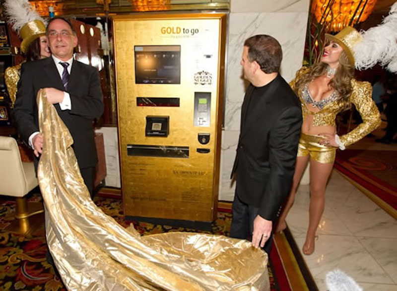 В Лас-Вегасе открыт второй в США автомат по продаже золота - ФОТО