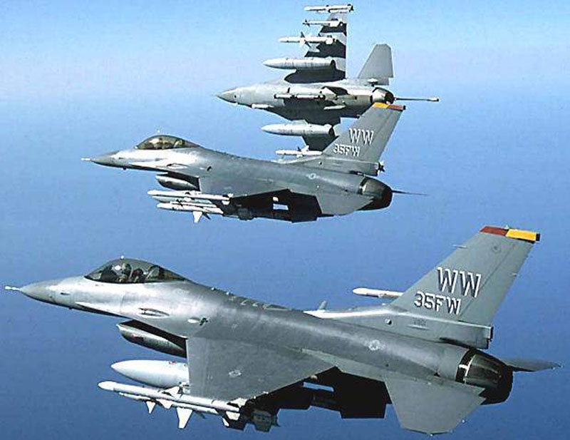 F same. F-16 Fighting Falcon. Истребители Украины боевые. Беспереплетный фонарь истребителя. Air Force Shark Teeth us Jet f16.