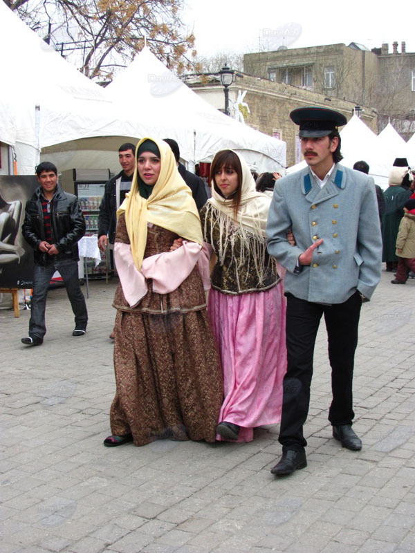 Баку во власти праздника: вспоминая Новруз - ФОТОСЕССИЯ