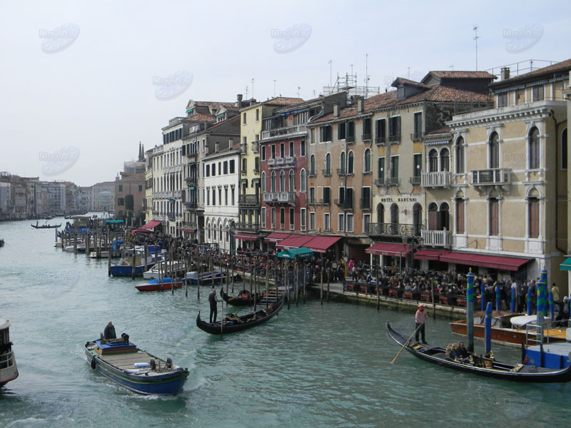 "Туристические записки": Венецианский карнавал под песню гондольери - ФОТО