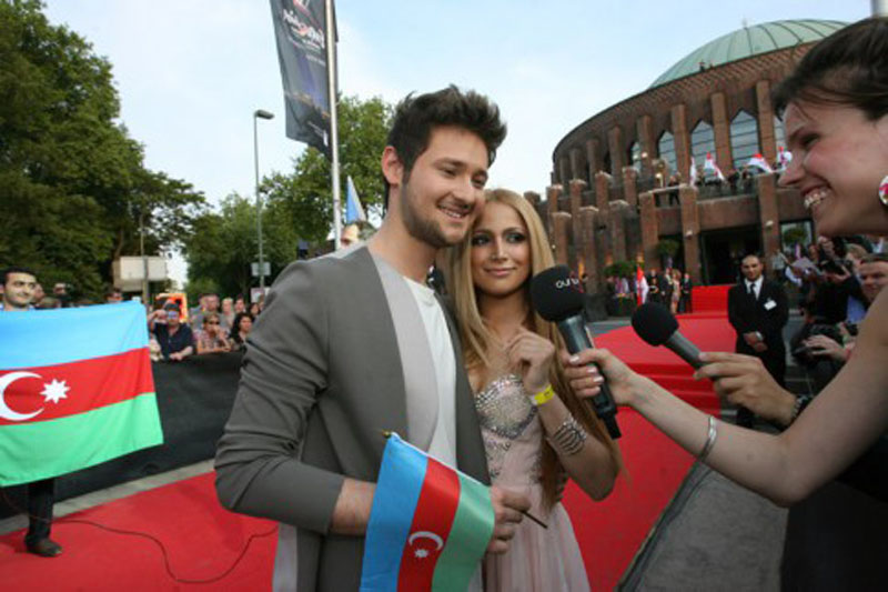 Eldar & Nigar приняли участие в церемонии открытия "Евровидения 2011" - ФОТОСЕССИЯ - ВИДЕО