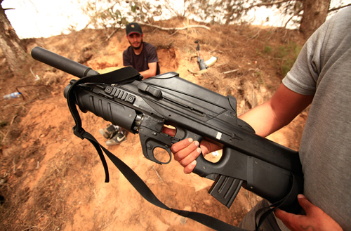 Самодельное оружие ливийских мятежников - ФОТОСЕССИЯ