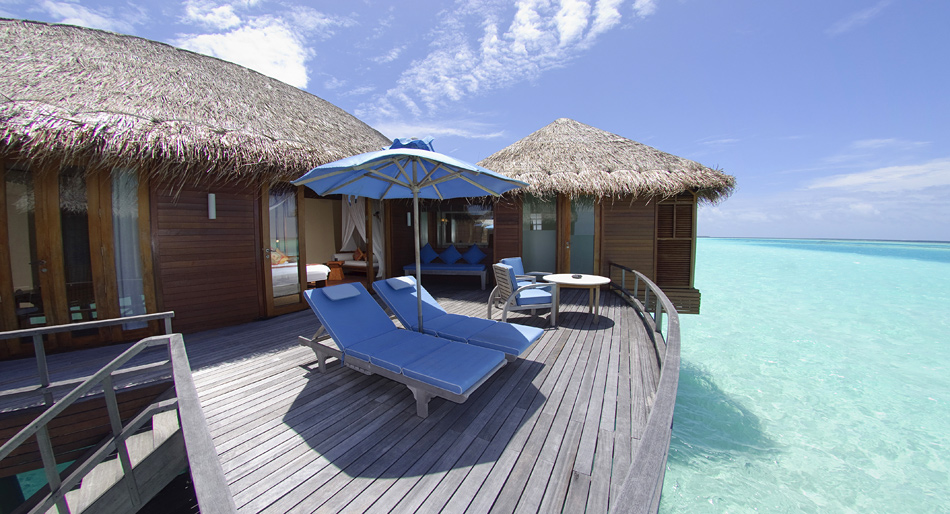 Роскошный отель на Мальдивах с единственным в мире подводным рестораном - ФОТОСЕССИЯ
