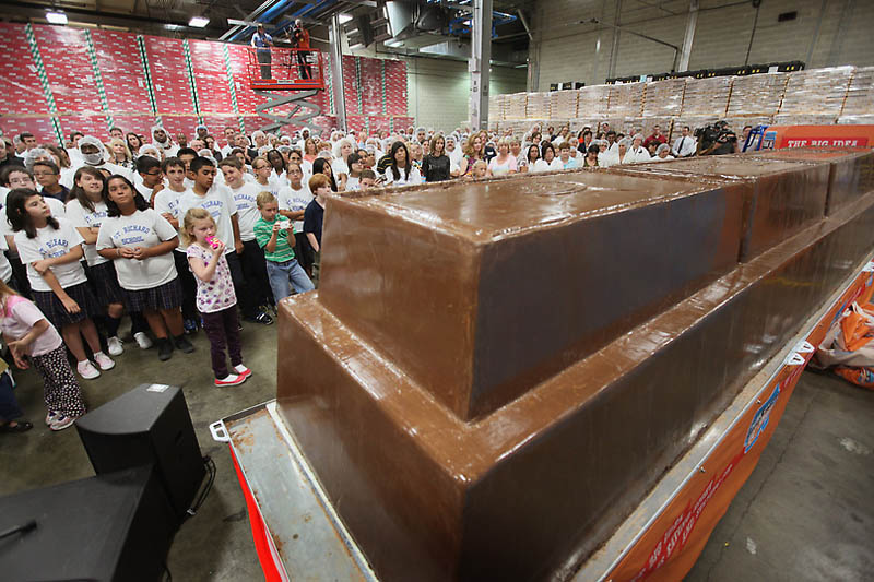 Самая большая в мире шоколадка - ФОТОСЕССИЯ