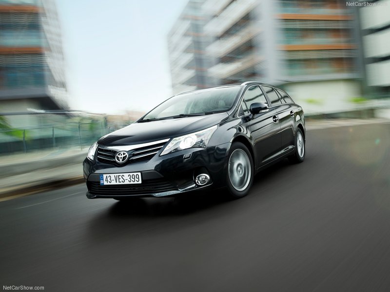 Toyota приступает к производству обновленной модели Avensis 2012 - ФОТОСЕССИЯ