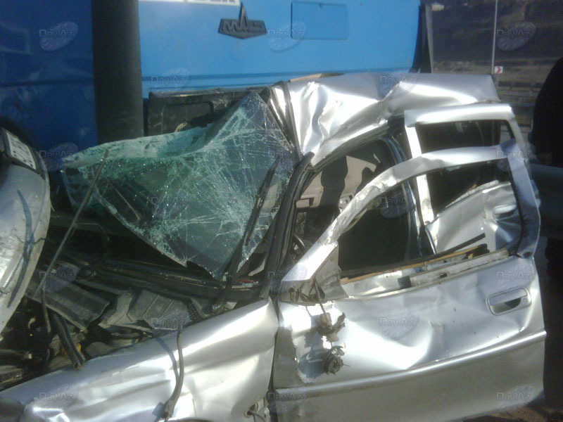 В Баку по вине водителя МАЗ столкнулись 10 автомобилей - ОБНОВЛЕНО - ФОТО