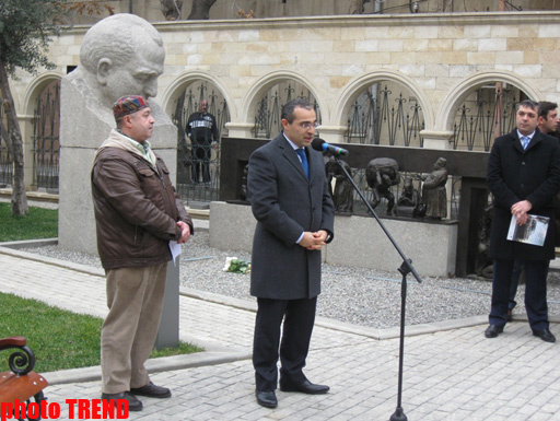 В Баку состоялось открытие Археологического парка и бюста Азиму Азимзаде - ФОТО