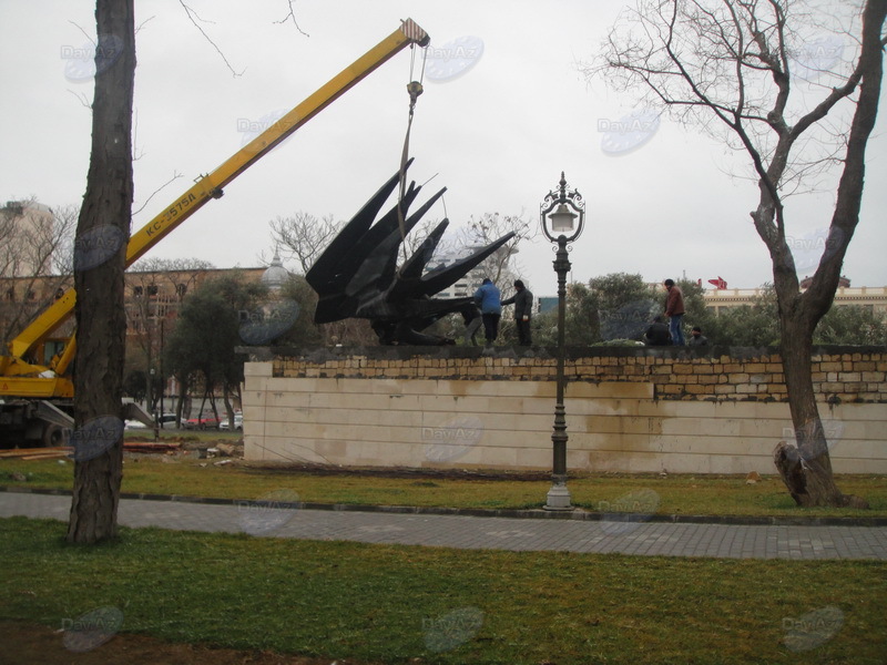 Новое пристанище памятника павшим в войне 1941-45 гг. в Баку - ФОТО
