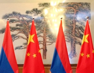 Попрошайка Саргсян: вот зачем президент Армении ездил в Китай