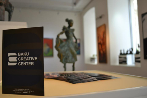 "Цвета времени": в Баку пройдет выставка работ художника Бахруза Гулиева