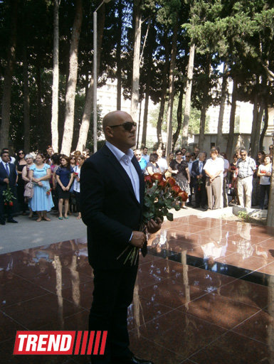 В Баку почтили память Муслима Магомаева - ФОТО