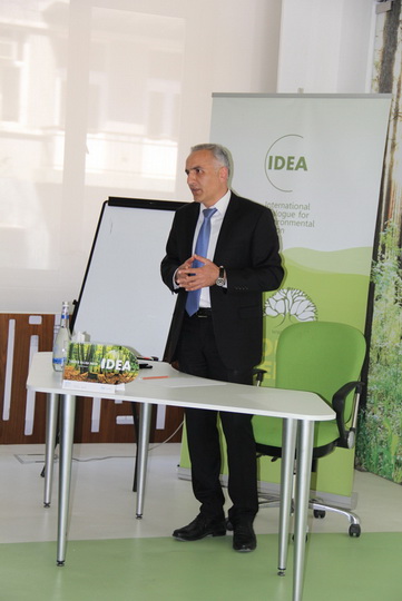 IDEA реализует проект “Путь, ведущий к успеху" - ФОТО
