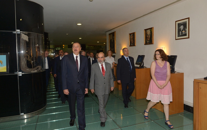Президент Ильхам Алиев: "Азербайджан уже способен помогать другим странам" - ФОТО