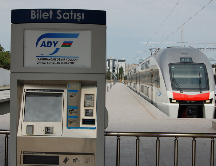 Вниманию пассажиров поезда Баку-Сумгайыт - ФОТО