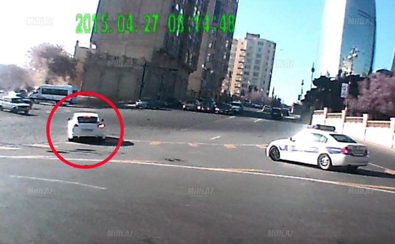 Невиданная наглость водителя Porsche на глазах у полиции в Баку - ФОТО - ВИДЕО