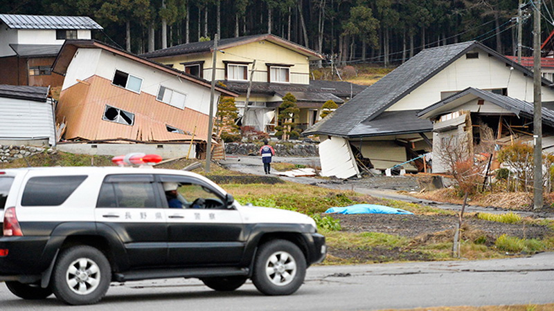 Мощное землетрясение в Японии, десятки пострадавших - ОБНОВЛЕНО - ФОТО - ВИДЕО