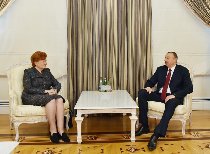 Президент Ильхам Алиев принял экс-президента Латвии и директора Александрийской библиотеки - ФОТО - ВИДЕО