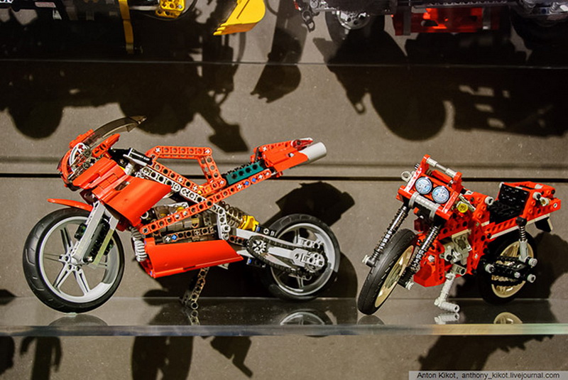Музей LEGO – история "кубиков с пупырышками" - ФОТОСЕССИЯ
