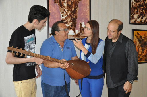 Робертино Лоретти исполнил "Bеsame Mucho" на азербайджанском сазе - ФОТО