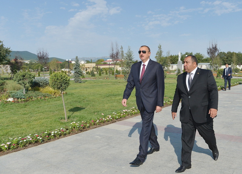 Президент Ильхам Алиев: "Азербайджан переживает период стремительного развития" - ОБНОВЛЕНО - ФОТО