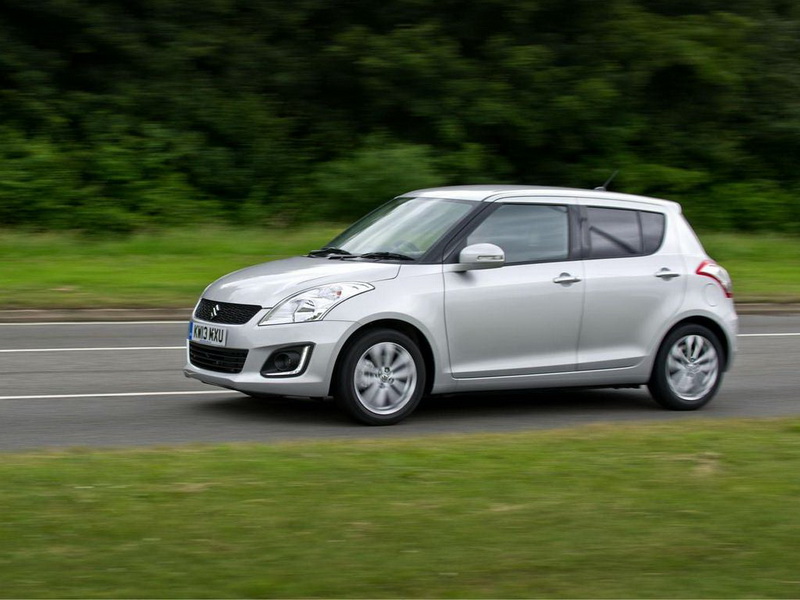 Производители Suzuki обновили хэтчбек Swift - ФОТО