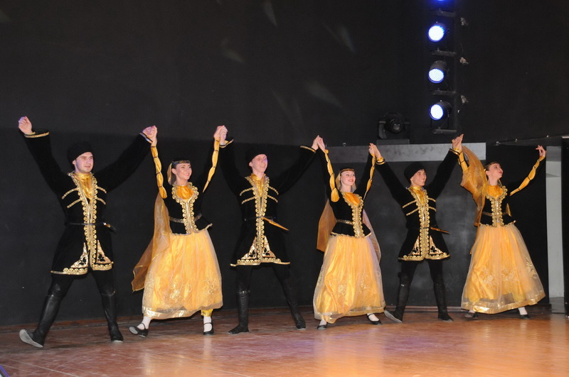 Коллектив российского детского фестиваля побывал в Баку - ФОТО
