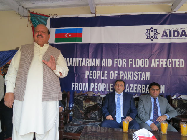 Азербайджан провел акцию гуманитарной помощи Пакистане – ФОТО