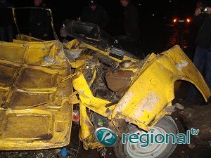 На дороге Гяндоб-Ялама столкнулись Mercedes и Tofaş, есть погибшие и раненые – ФОТО