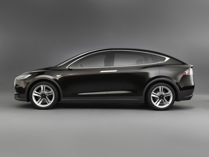 Электрический кроссовер Tesla появится в начале 2015 года - ФОТО