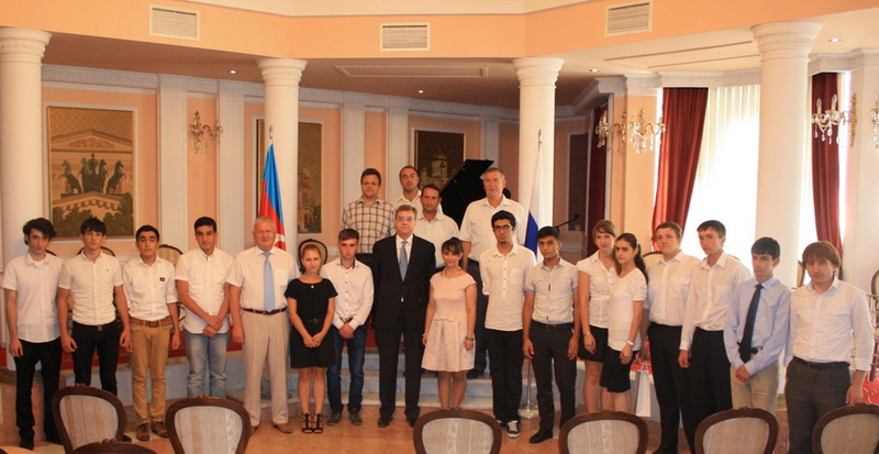 Владимир Дорохин встретился с азербайджанскими студентами - ФОТО