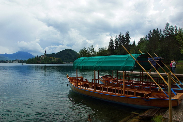 Озеро Блед — лучшее место для тех, кто обожает тишину - ФОТО