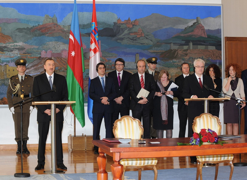 В честь Президента Ильхама Алиева был устроен официальный прием от имени Президента Хорватии – ОБНОВЛЕНО - ФОТО