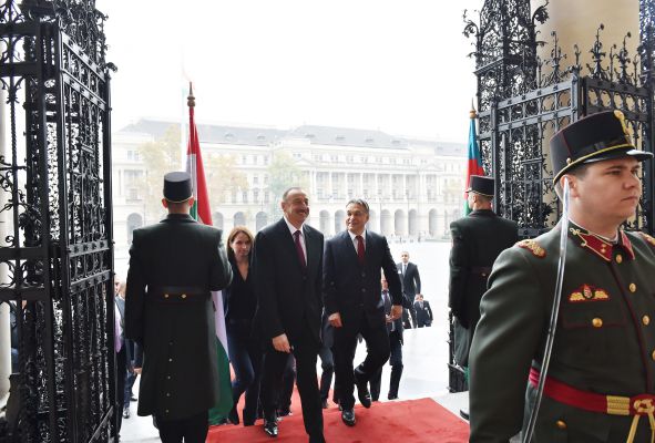 Президент Ильхам Алиев: "Связи Азербайджана и Венгрии достигли уровня стратегического партнерства" - ОБНОВЛЕНО - ФОТО