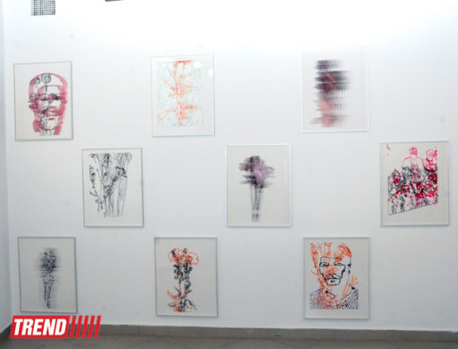 В галерее YAY открылась выставка иранского концептуального художника Махмуда Бахши “TalkCloud” - ФОТО
