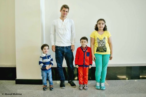 Карлсен и Раджабов открыли шахматную школу в Шамкире - ФОТО