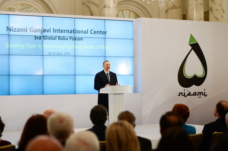 Президент Ильхам Алиев: "Азербайджан - единственный новый источник газа для Европы"
 - ОБНОВЛЕНО - ФОТО