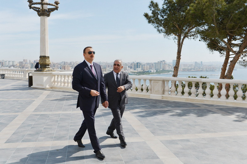 Президент Ильхам Алиев принял участие в церемонии закладки бульвара Белого города и ознакомился с условиями, созданными в Нагорном парке – ОБНОВЛЕНО - ФОТО