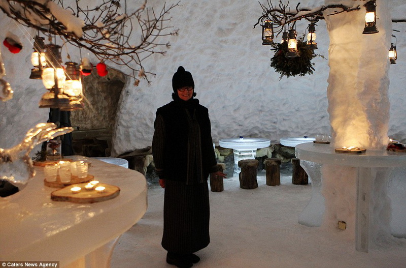 Этот отель снежных иглу выдает "дипломы" выжившим туристам - ФОТО